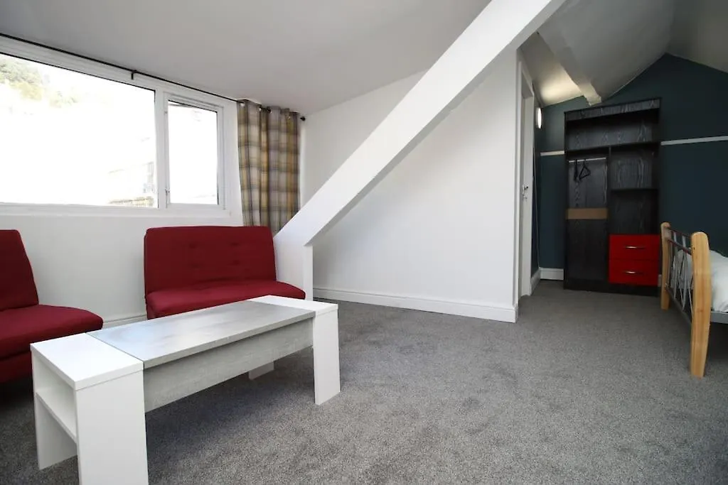 Beautiful Spacious Flat Near City Centre With Free Parking Swansea